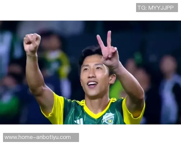 全北现代与广州恒大激战在即谁能在亚冠赛场上笑到最后